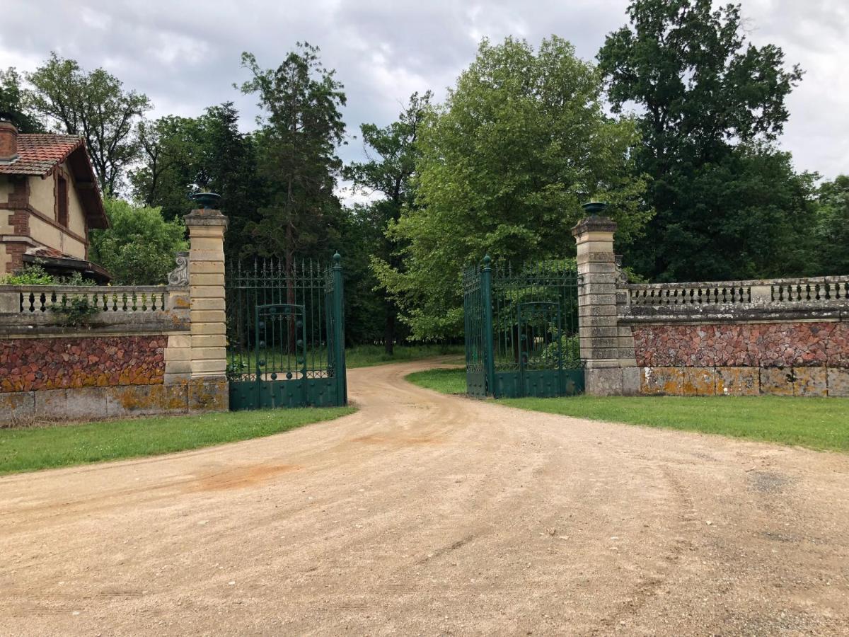 Orangerie De Chatel-Selection Figaro & Elle Magazine Bed & Breakfast Cleppe Exterior photo